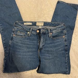 Universal Thread Jeans